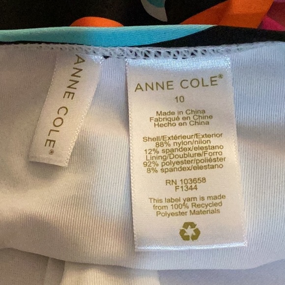 Anne Cole NWT Multicolor Striped Twist Front Bandeau One Piece Swimsuit Size 10 - Picture 7 of 8